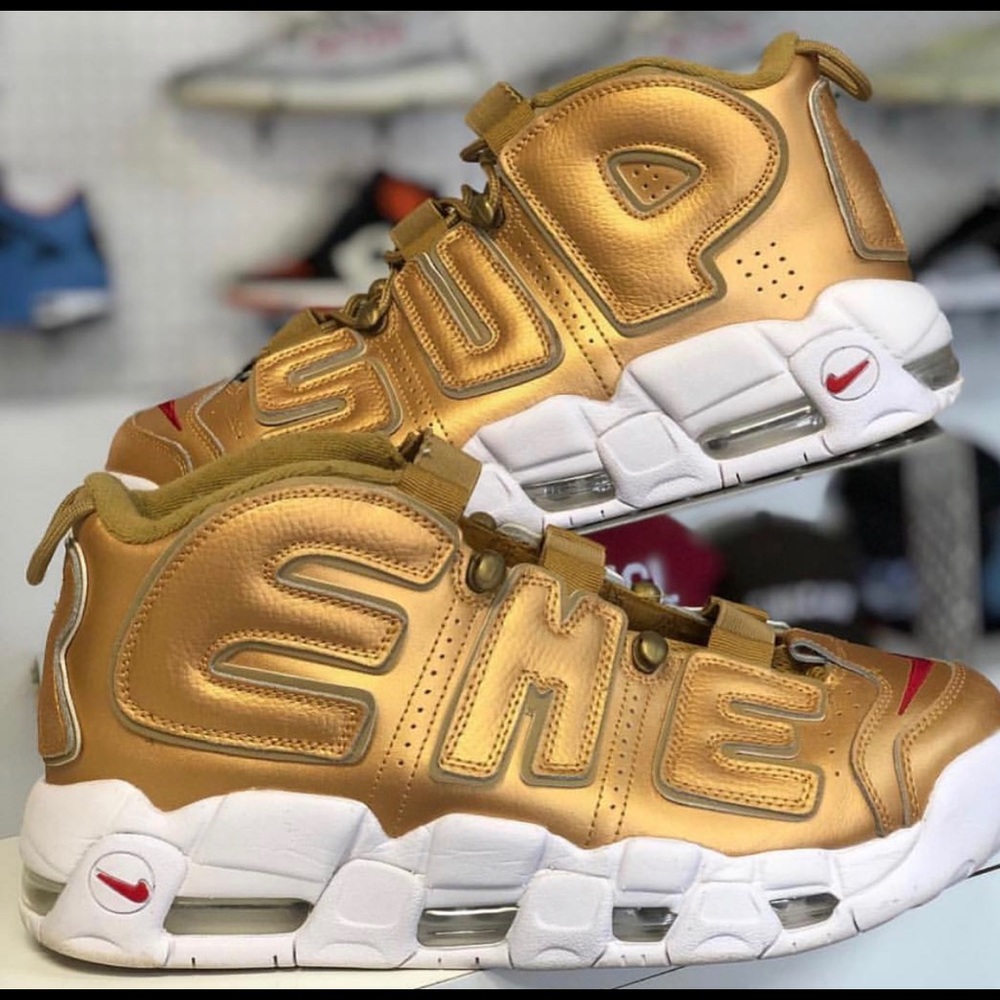 Nike uptempo supreme